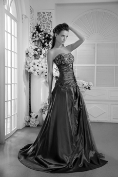 Glamour Sweetheart Graple Color Taffeta Embroidery Prom Dress 