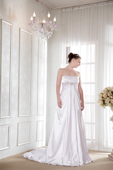 Simple Dipped Neckline Satin Plus Size Wedding Gown