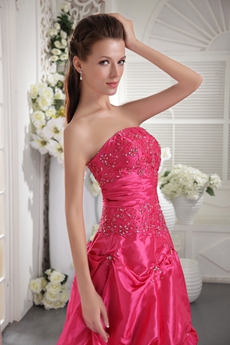 Hot Pink Taffeta Princess Quince Ball Dress With Embroidery Beads 
