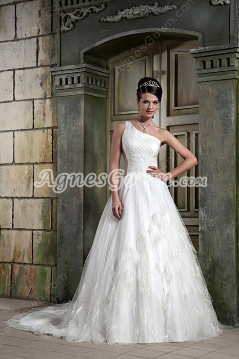 Stunning One Shoulder White Tulle Princess Wedding Dress Woth Feather   