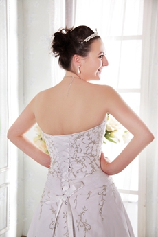 Luxury A-line Chiffon Embroidery Beads Wedding Dress Corset Back 