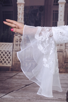 Trumpet Sleeves A-line Lace Material Muslim Wedding Dress 