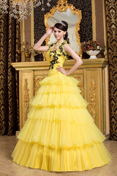 Strapless Ball Gown Yellow Organza Quinceanera Dress With Black Appliques 