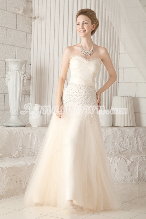Modest Sweetheart Puffy Full Length Champagne Tulle Prom Gown 