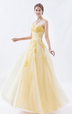 Pretty Sweetheart Pale Yellow Organza Princess Quinceanera Dress 