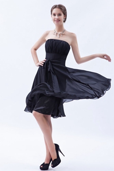 Knee Length Strapless Neckline Black Chiffon Homecoming Dress 
