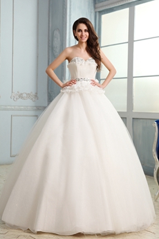 Magnificent Sweetheart Neckline Ball Gown Floor Length Wedding Dress With Peplum Embellished 