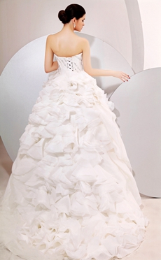 Exquisite Sweetheart Ball Gown Ruffled Wedding Dress 
