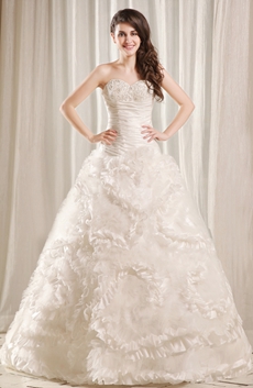 Magnificent Sweetheart A-line White Tulle And Satin Celebrity Wedding Gown