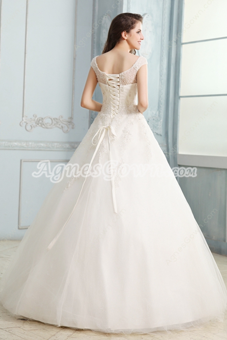 Affordable Scoop Neckline White Tulle Ball Gown Bridal 