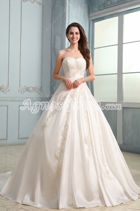 Exclusive Shallow Sweetheart Neckline Ball Gown Floor Length Plus Size Wedding Dress