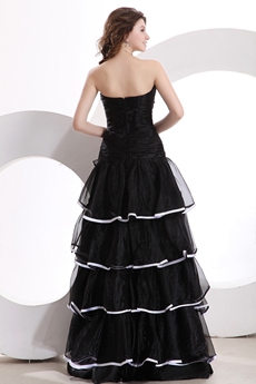 Strapless A-line Puffy Floor Length Black Organza Quinceanera Dress With Tiered 