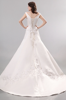 Noble V-neckline Ball Gown Satin Wedding Dress With Embroidery 