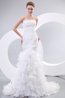 Luxurious Strapless Trumpet/Fishtail Organza Wedding Dress 