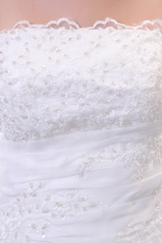 Luxurious Strapless Trumpet/Fishtail Organza Wedding Dress 
