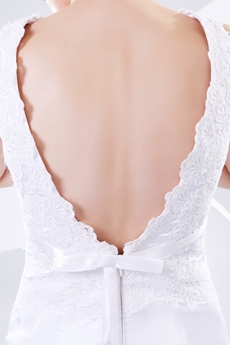 Stunning V-Neckline Trumpet/Mermaid Wedding Dress With Lace 