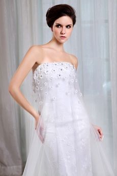 Special Strapless A-line Lace Wedding Dress 