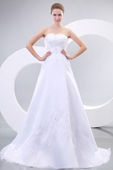 Beautiful A-line Organza Embroidery Wedding Dress Dropped Waist 