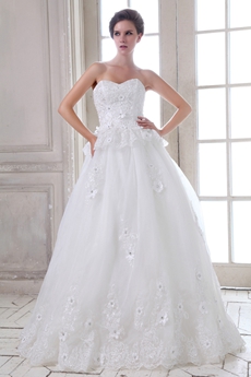 Exquisite Sweetheart Princess Lace Wedding Dress 
