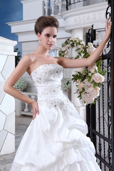 Flattering Taffeta And Tulle Wedding Dress With Rosette 