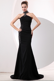 Modern Halter A-line Black Evening Dress With Beads 
