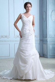 Noble V-neckline A-line Taffeta Wedding Dress