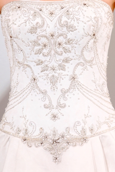 Breathtaking A-line White Wedding Dress With Silver Embroidery 