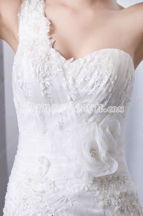 Retro One Straps Trumpet/Mermaid Wedding Gown With Lace 