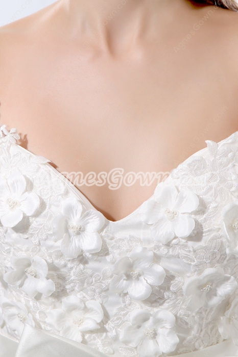V-Neckline Princess Wedding Dress With Appliques 
