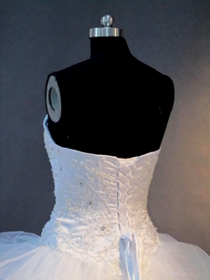 Junoesque White Sweetheart Ball Gown Wedding Dresses 2016