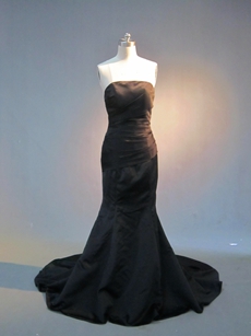 Simple Strapless Black Mermaid Prom Dress with Train