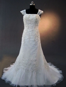 Glamorous Sheath Lace Wedding Dresses