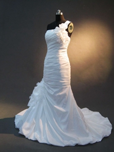 Modern One Shoulder Taffeta White Fishtail Wedding Dresses