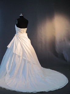 Beautiful Strapless Taffeta Wedding Dresses