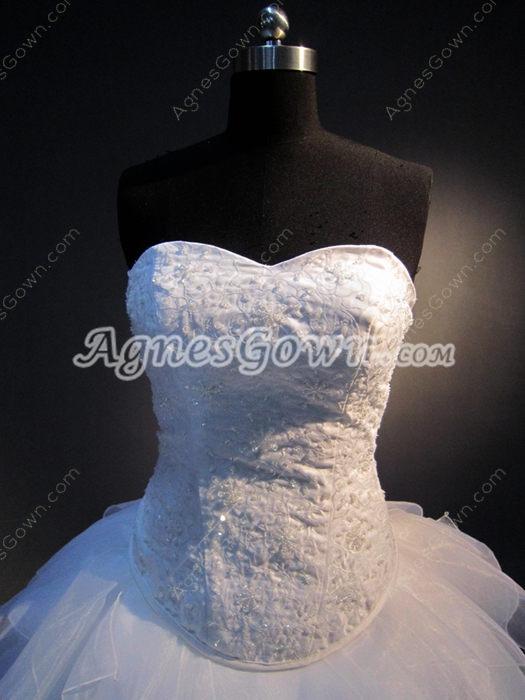 Classy White Organza Sweetheart Ball Gown Wedding Dresses With Ruffles 