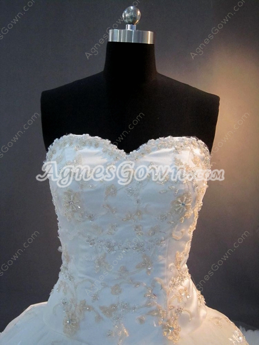 Luxurious Sweetheart Couture Wedding Dresses With Royal Train 