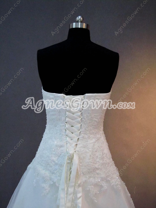 Fantastic Strapless A-line Lace Wedding Dresses