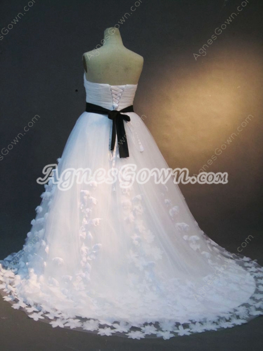 Romantic Plus Size Princess Wedding Dresses With Black Sash 