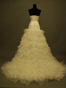 Best Ivory Puffy Celebrity Wedding Dresses With Multi Ruffles  