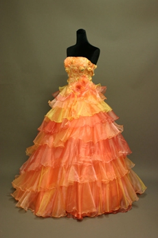Traditional Strapless Princess Quinceanera Dresses With Handmade Flowers  