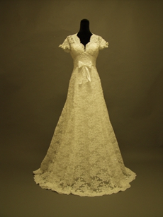 Vintage Lace Wedding Gowns With Short Sleeves  