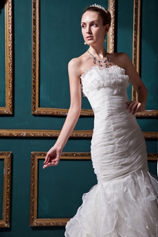 Breathtaking White Organza Mermaid/Fishtail Wedding Dress With Ruffles 