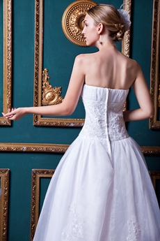Dazzling Dropped Waist Lace Wedding Dress 
