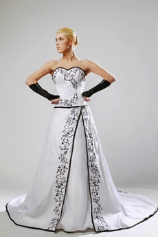 Gothic White & Black Embroidery Wedding Dress 