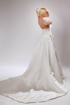 Special Champagne And White Wedding Dress With Appliques 
