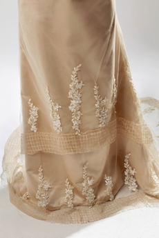 Retro Top Halter Champagne Lace Wedding Dress 