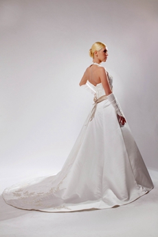 Impressive Halter A-line Satin Plus Size Bridal Dress With Lace 