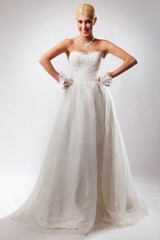 Sweetheart Organza Princess Wedding Dress 