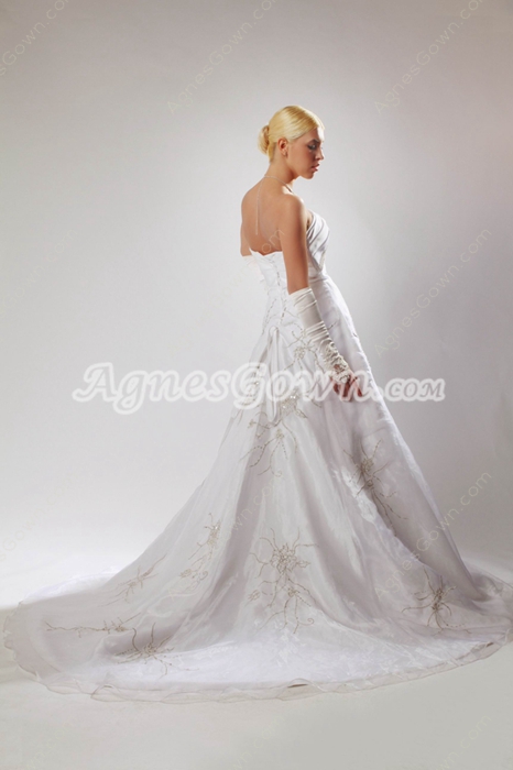 Exquisite Embroidery Beads Wedding Dress 