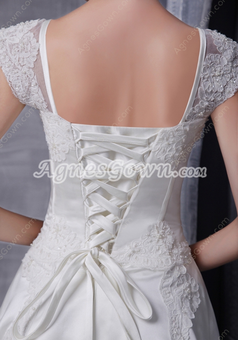 Exquisite Straps A-line Satin Wedding Dress With Lace Appliques 